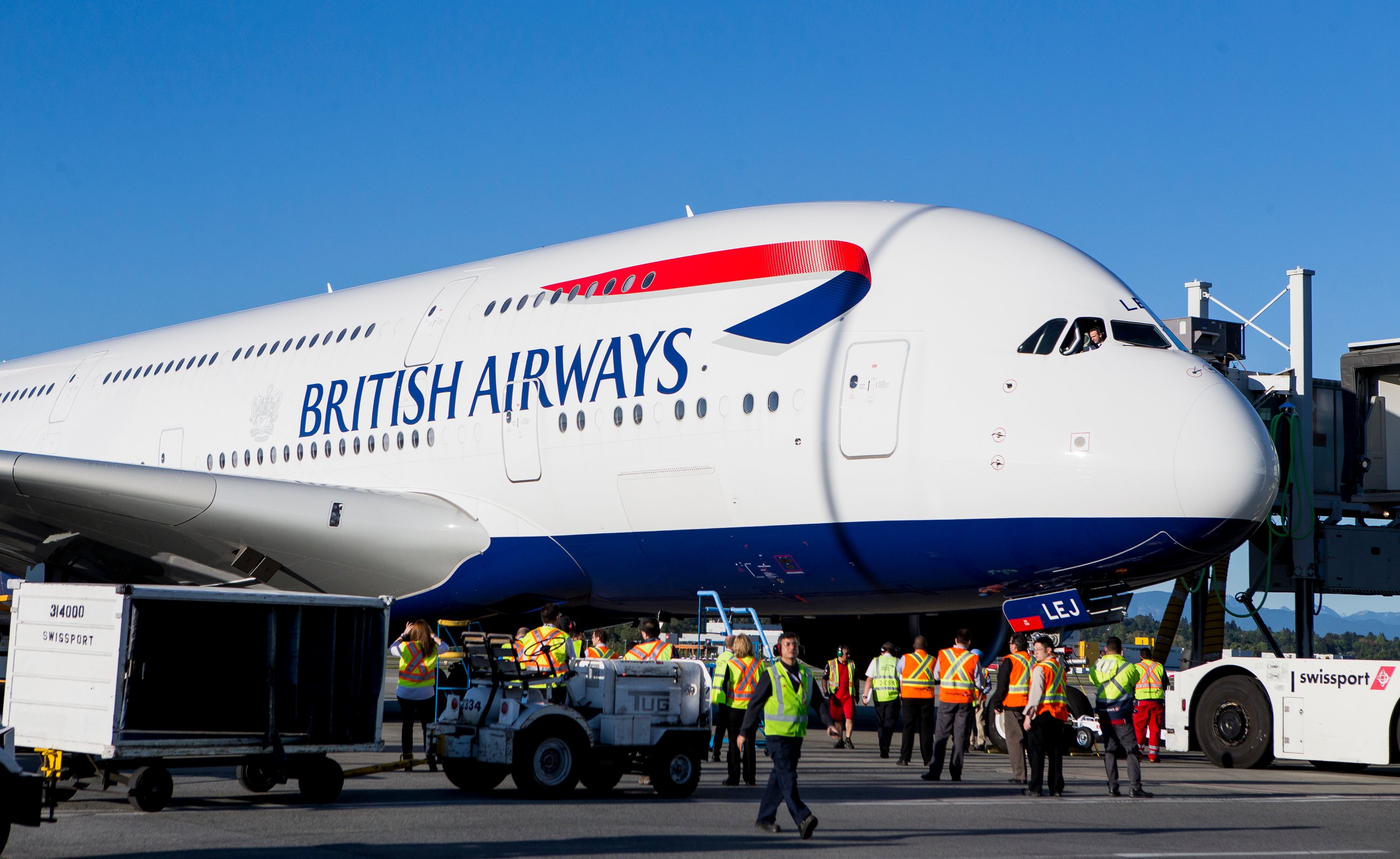 british-airways-a380-lands-at-yvr-yvr